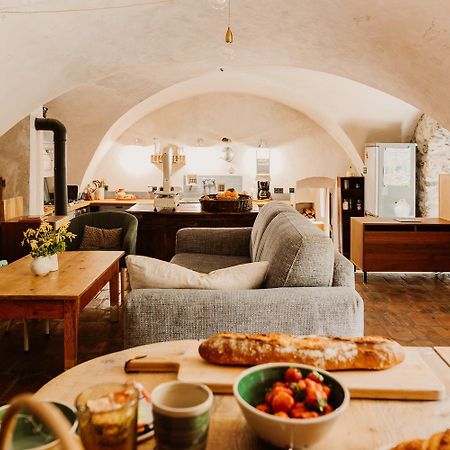 Chambre Ou Gite Dans Une Maison De Montagne - De Suzon A Zelie Entraigues  Dış mekan fotoğraf